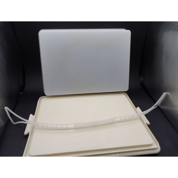 Tupperware Sheet Cake Carrier With Handle 16"x9½"x4" Storage & Transport Solutio - Picture 1 of 4